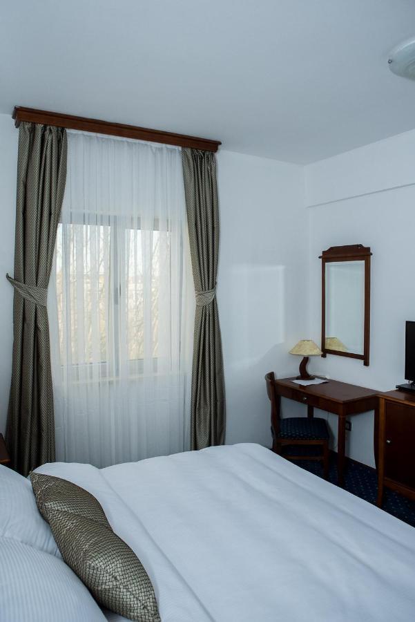 Hotel Hum Ljubuski Exterior photo